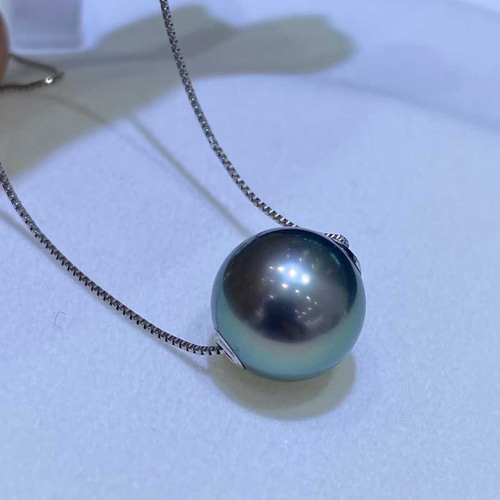 高級】黒蝶真珠 一粒ネックレスPt850 5301 ネックレス・ペンダント