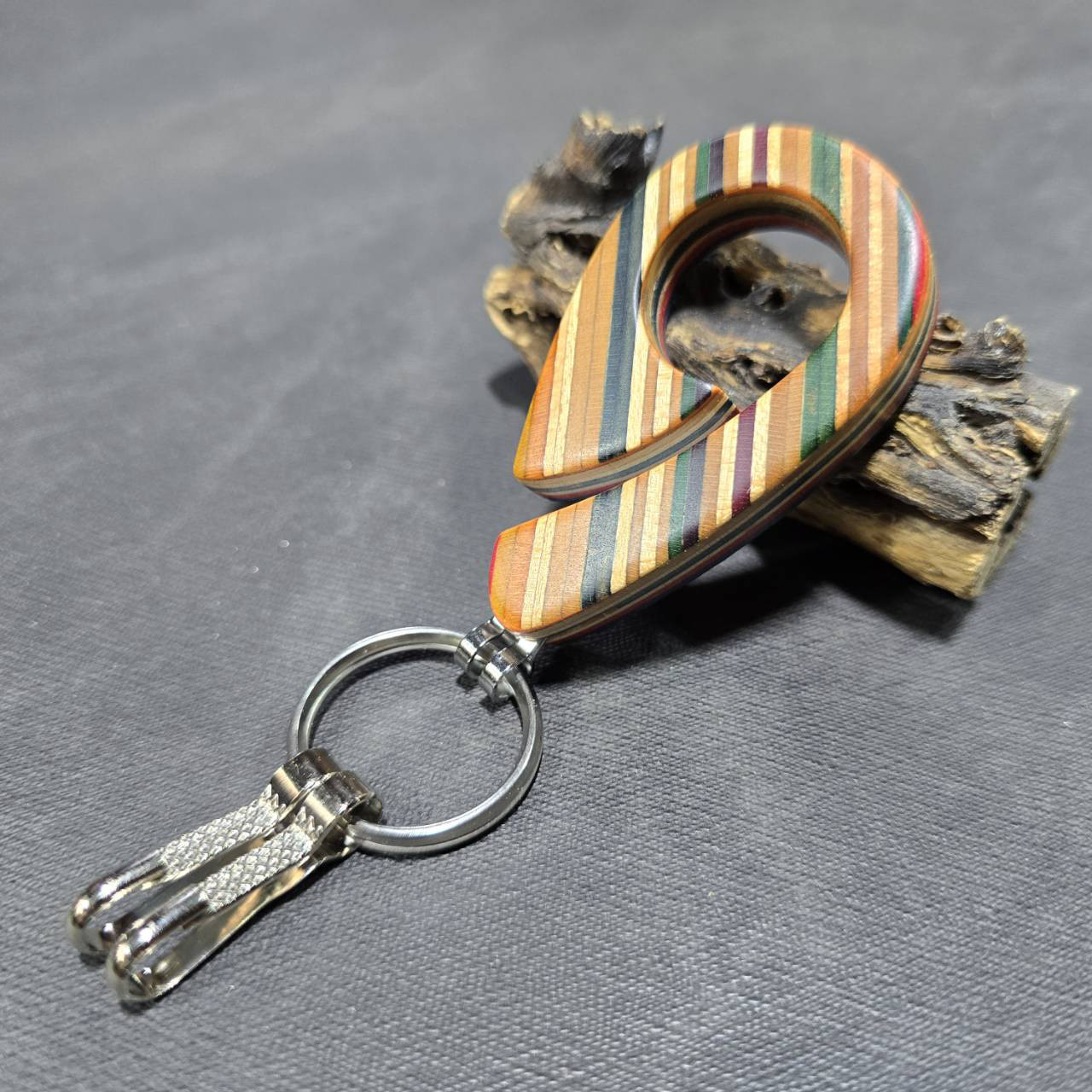 スケボーデッキ ジョイナリー マルビナ　【送料・ギフトボックス無料・当日発送】