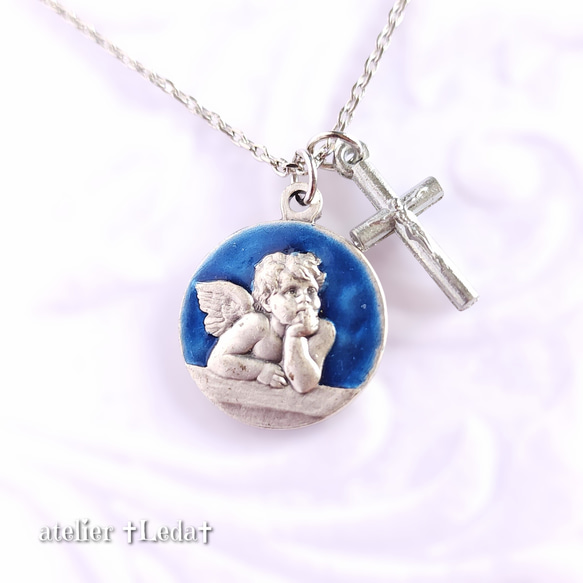 ☆ラファエロの天使 “頬杖をついた天使” メダイネックレス