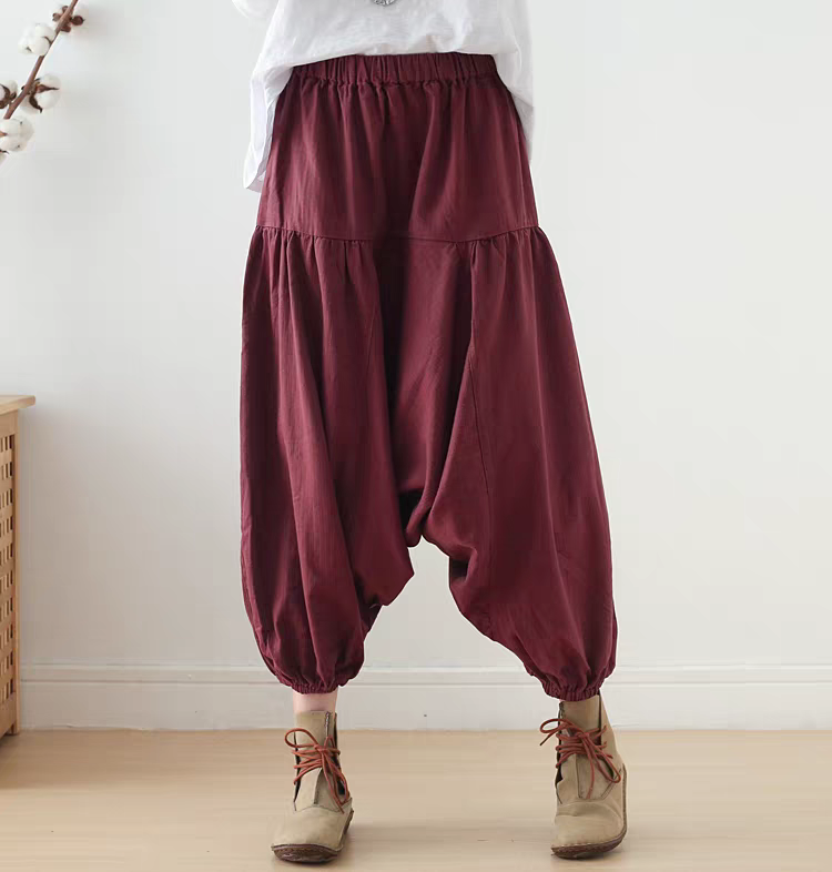 力を抜いたシルエットで日常使いしやすい♪イージーサルエルパンツ エンジ