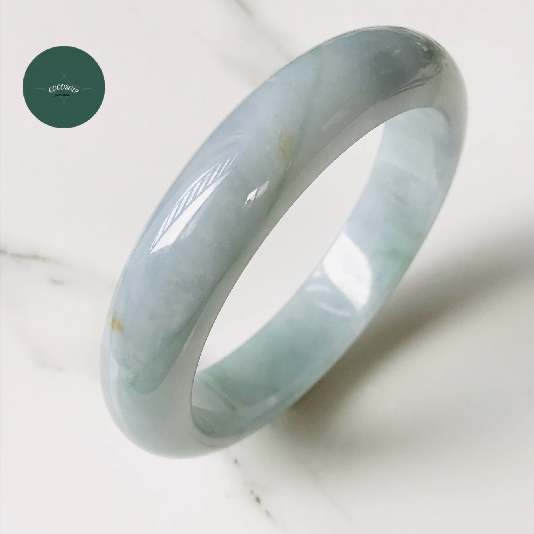 【B2010-0114】ジェイド　翡翠　ヒスイ　一点もの　希少　バングル　ミャンマー産　56.4mm