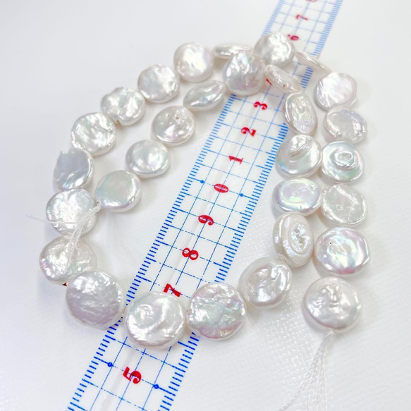 【現品限り】淡水パール コイン バロック 白 ホワイト1連 高品質 素材 ① 1枚目の画像