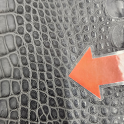 ワニ革　クレイフィニッシュ　墨黒　No.C008675 12枚目の画像