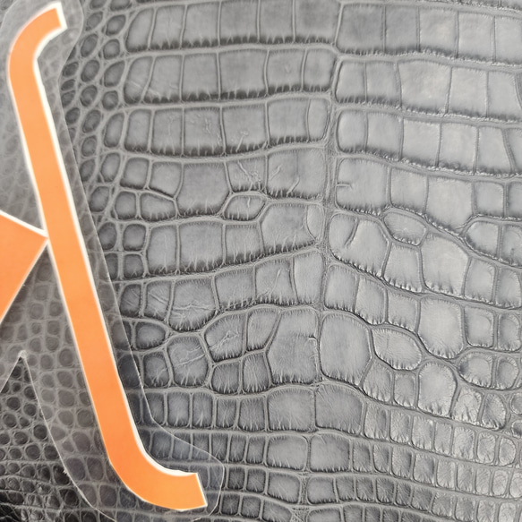 ワニ革　クレイフィニッシュ　墨黒　No.C008675 10枚目の画像
