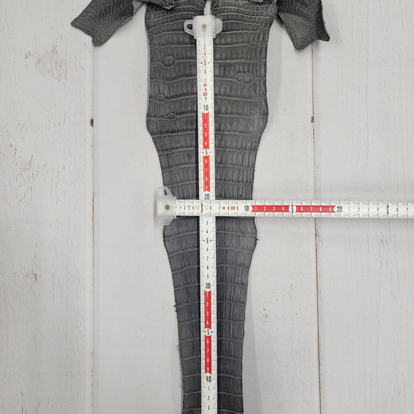 ワニ革　クレイフィニッシュ　墨黒　No.C008675 7枚目の画像