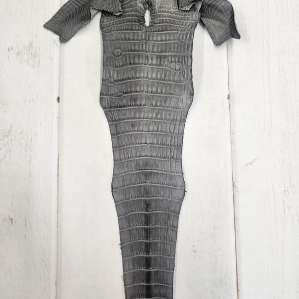 ワニ革　クレイフィニッシュ　墨黒　No.C008675 5枚目の画像