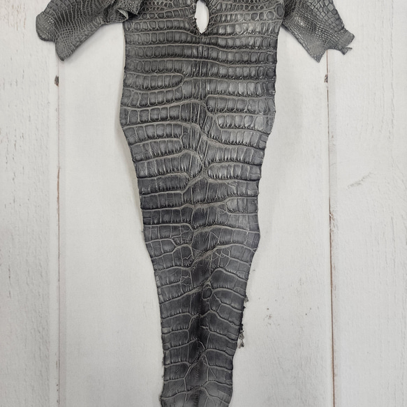 ワニ革　クレイフィニッシュ　墨黒　No.C008676 5枚目の画像