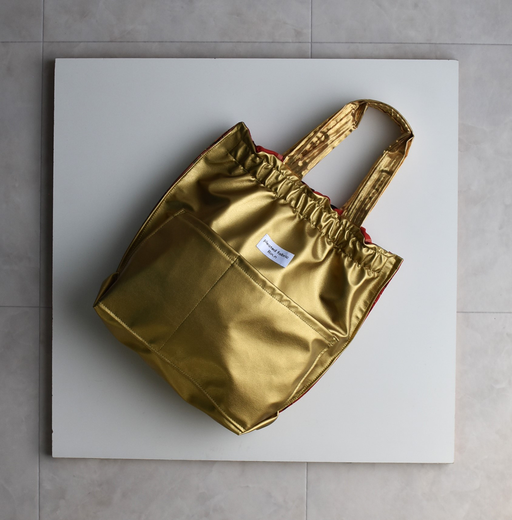 リバーシブルトートバッグ♡　GOLD × チェック