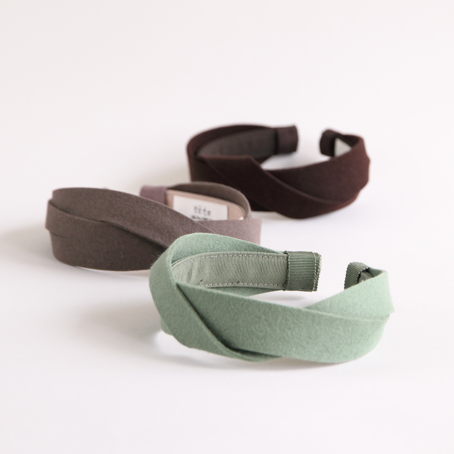 Twist Hairband (felt)  T1460