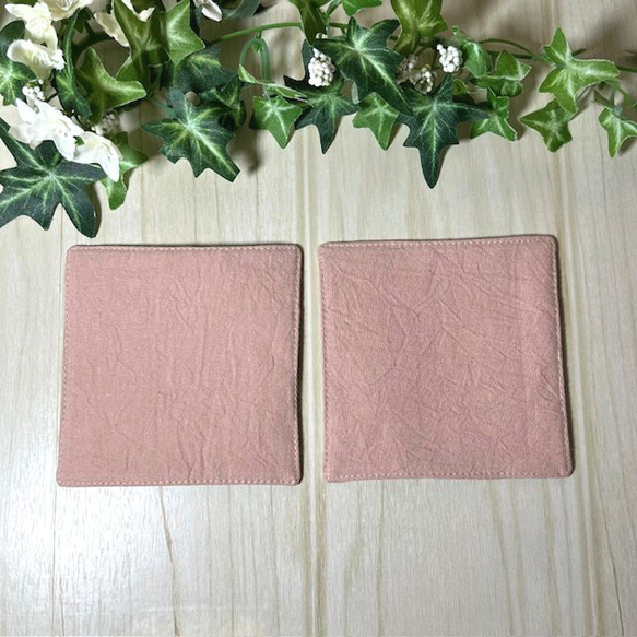 くすみピンクのお花のペアコースター　送料込み 3枚目の画像