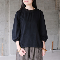 【待望の七分袖】人気シリーズ新作！かぎ針編み七分袖カットソー（25w-02）ブラック 1枚目の画像