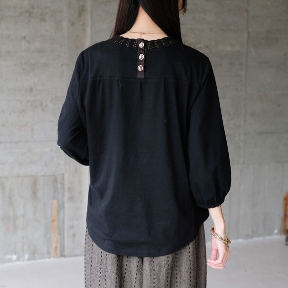 【待望の七分袖】人気シリーズ新作！かぎ針編み七分袖カットソー（25w-02）ブラック 2枚目の画像