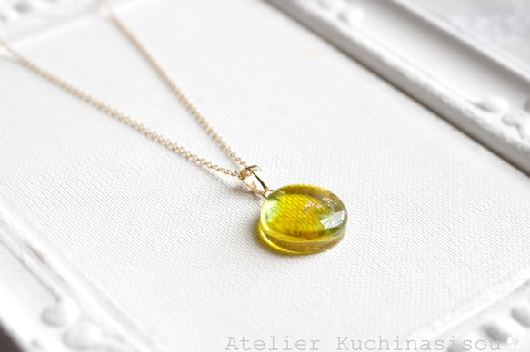 【訂製款】樹脂藝術圓形吊墜“快樂的午後” 第7張的照片