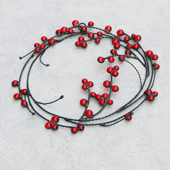 季節を彩る赤い実のステンドグラスリース 6枚目の画像