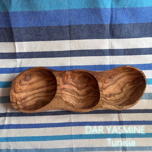 オリーブの木　1点もの　こだわりのテーブルウエア　３つの仕切りに何入れよう　約33cm