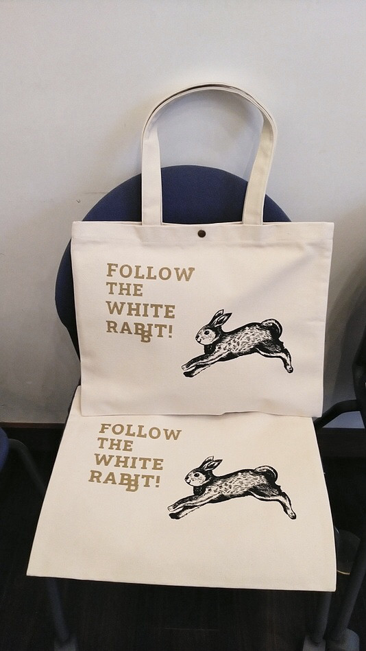 純国産　尾道帆布のトートバッグ　うさぎ