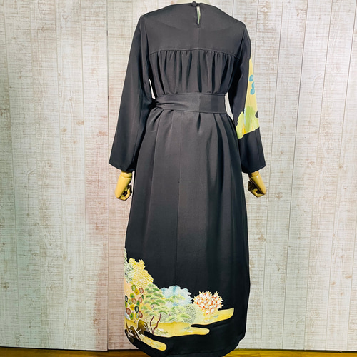 着物リメイク＊城・庭園風景刺繍正絹黒留袖ワンピースM～L＆ギャザー
