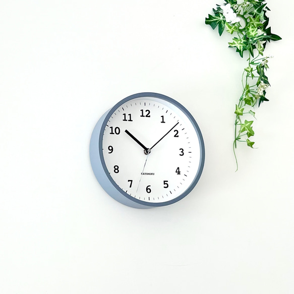 KATOMOKU plywood clock 13 グレー km-84GR 掛け時計 木製 静か 小さい 3枚目の画像