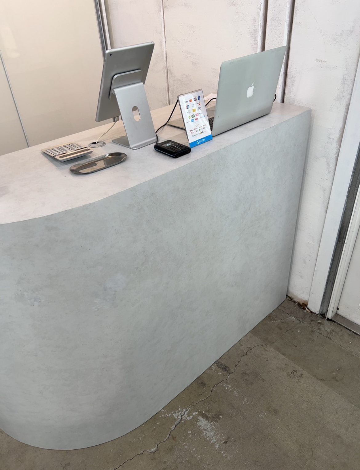 ワイド170センチ　引き出し無し　【石っぽい】アールカウンター　レジカウンター 受付カウンター