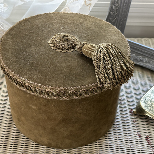 フランスアンティーク カルトナージュ ラウンドボックス カーキ