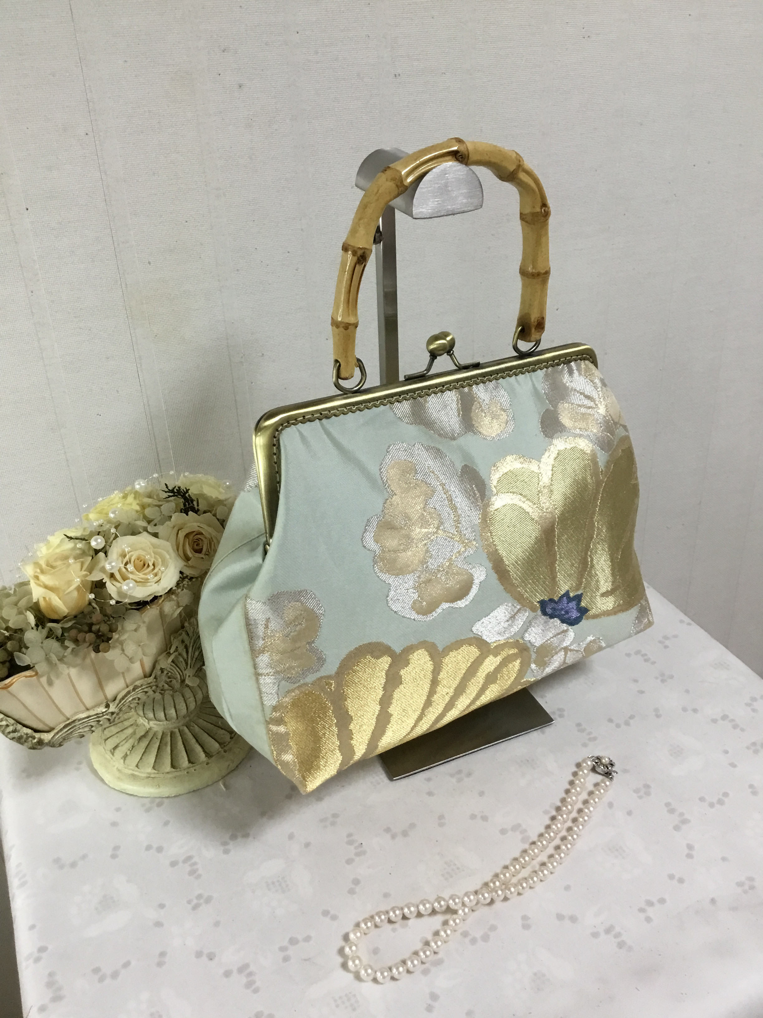 花ぷらら・シンプルで使いやすい・洋服でも着物でも使える・ハンドメイド・カバン・がま口バック・リメイク・帯・大きめ・473