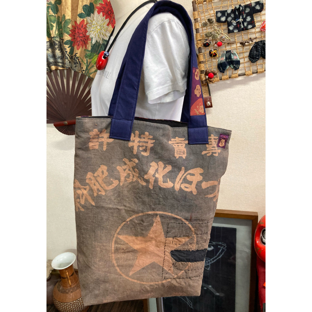 酒屋のエプロン(古布）の柿渋染めトートバッグ　　　古布リメイク