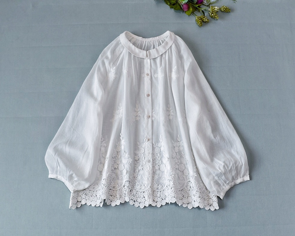 コットン100%立体刺繍小衿付きバルーンスリーブ大人可愛い長袖トップス♪