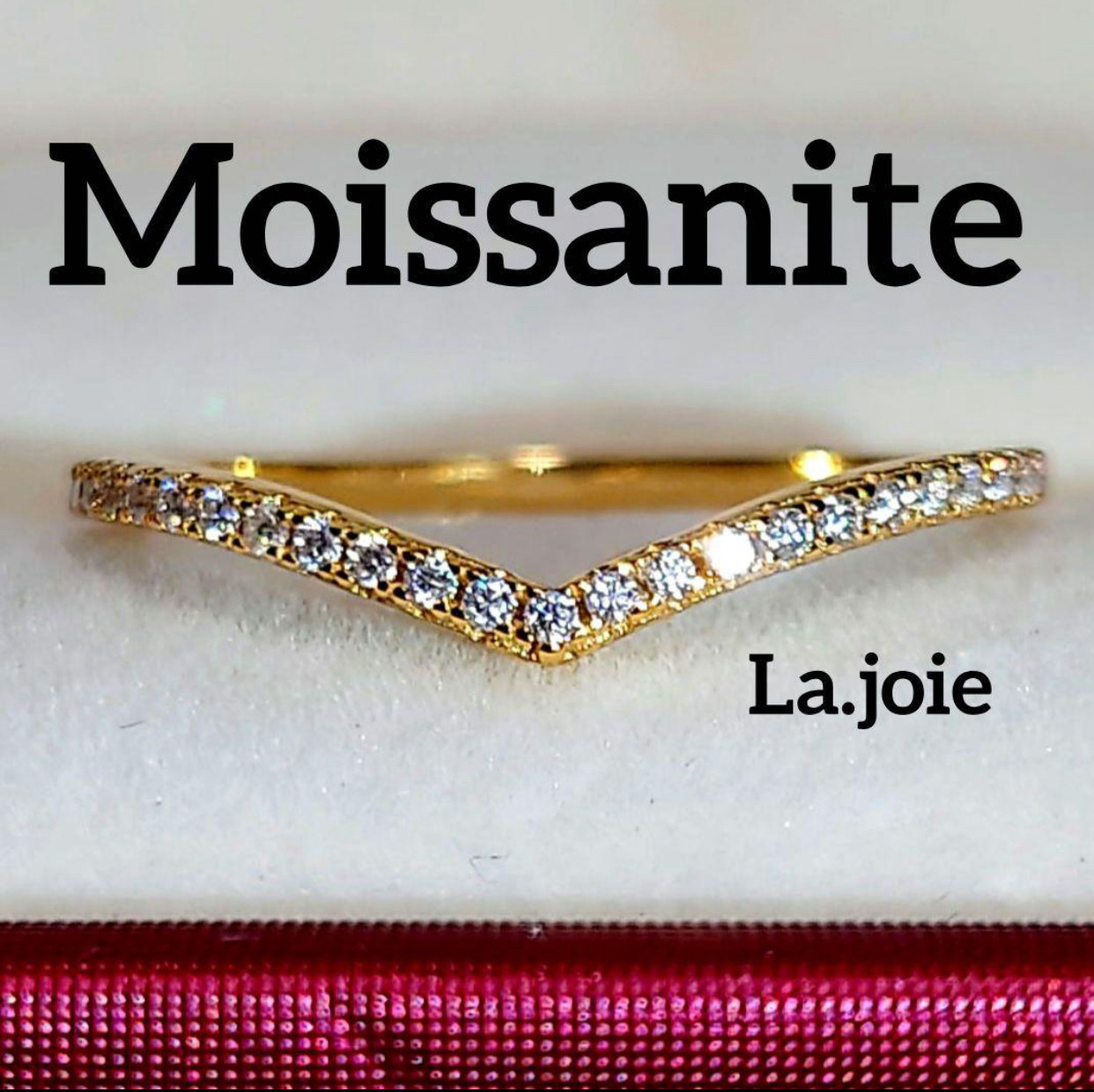 GOLD モアサナイト ハーフエタニティ人工ダイヤ 1mm Vリング