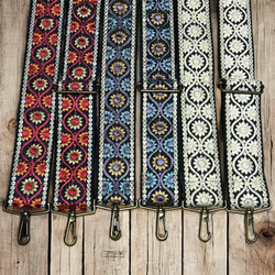 50mm太幅・斜め掛けショルダーストラップ★黒ベルト+黒地に紫・水色・金茶・白のエスニック風花刺繍の極太ショルダー 8枚目の画像