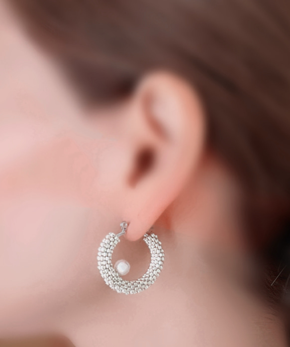 Swarovski Pearlビーズフープピアス 12枚目の画像