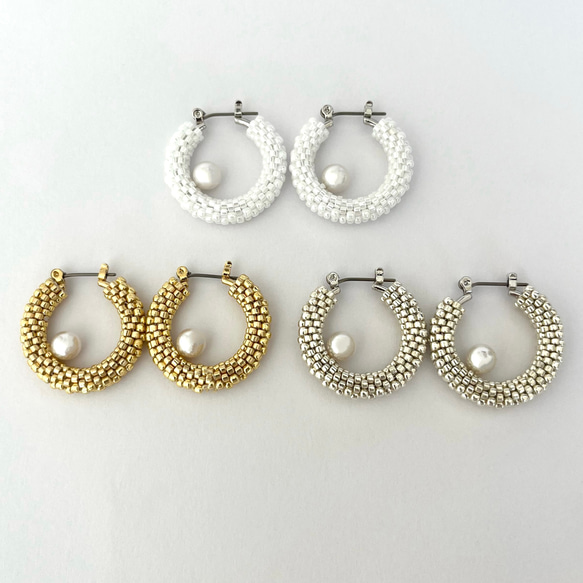 Swarovski Pearlビーズフープピアス 1枚目の画像