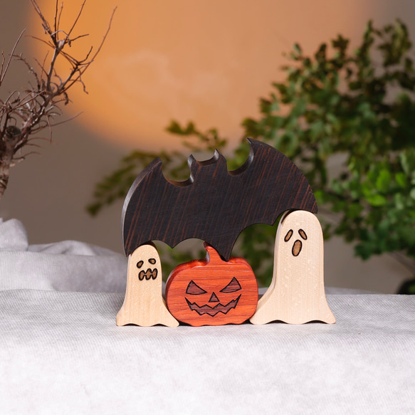 ハロウィン　オブジェ　飾り　こうもり　かぼちゃ　おばけ　木製　無垢材 2枚目の画像