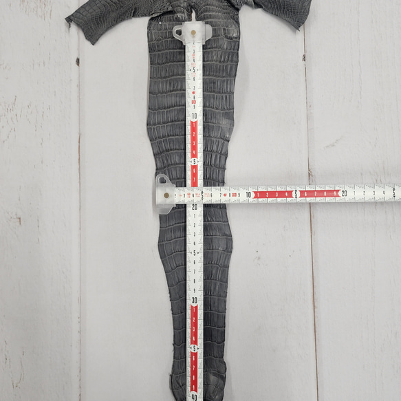 ワニ革　クレイフィニッシュ　墨黒　No.C008682 7枚目の画像