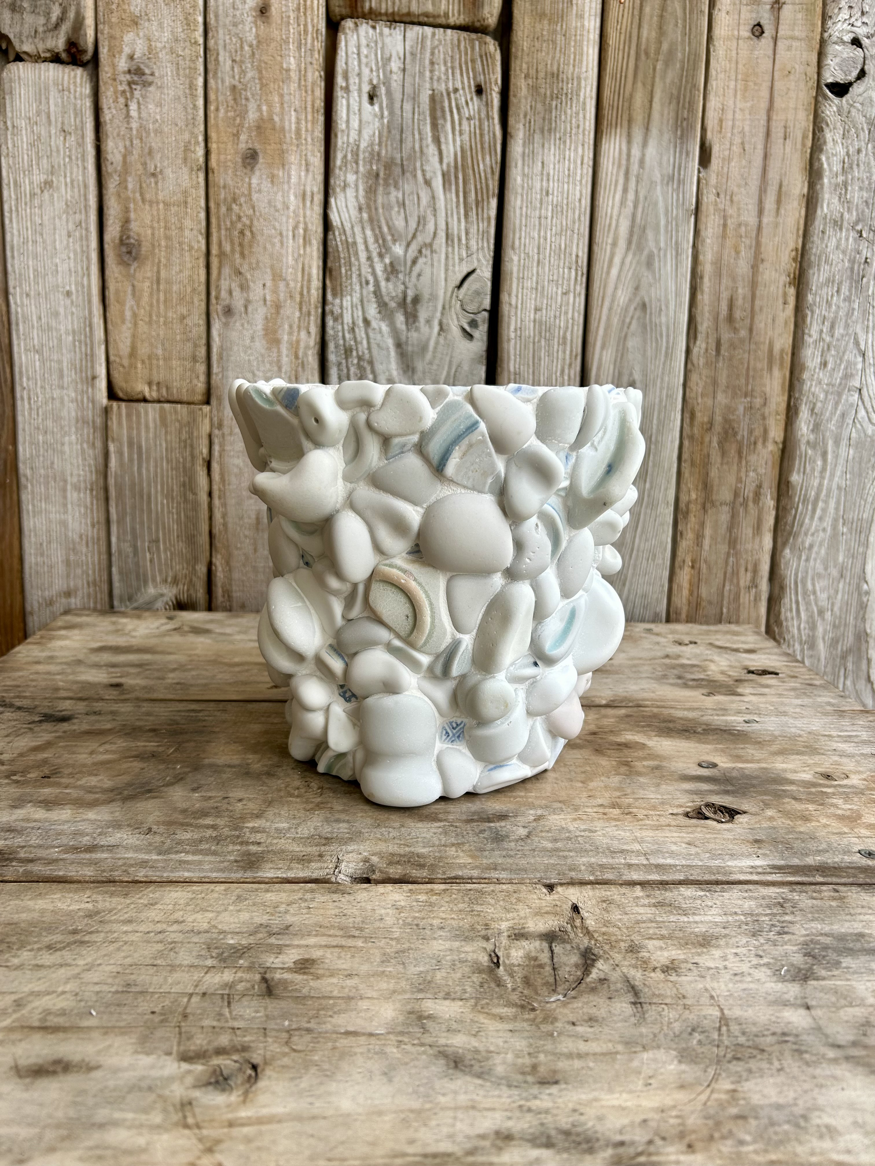 白と淡いブルー　シータイル 鉢　大鉢　no,63