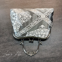 9月新作！ラスト点！！希少ブラック金箔♡格の高い華紋柄の最高級西陣帯バッグ上品なシルバーブラック系高級フォーマルバッグ　 11枚目の画像