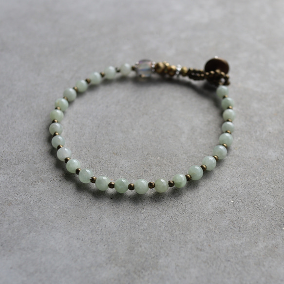 wealthiness / ジェダイト 翡翠　×　真鍮　ブレスレット 3枚目の画像