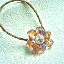 レジン ヘアゴム(花びら入り) お花の形 ドライフラワー ヘアゴム Iris