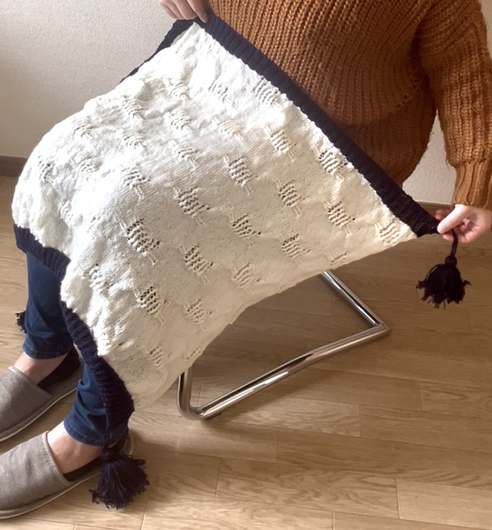 手編み☆ネコ模様のブランケット(膝掛け)