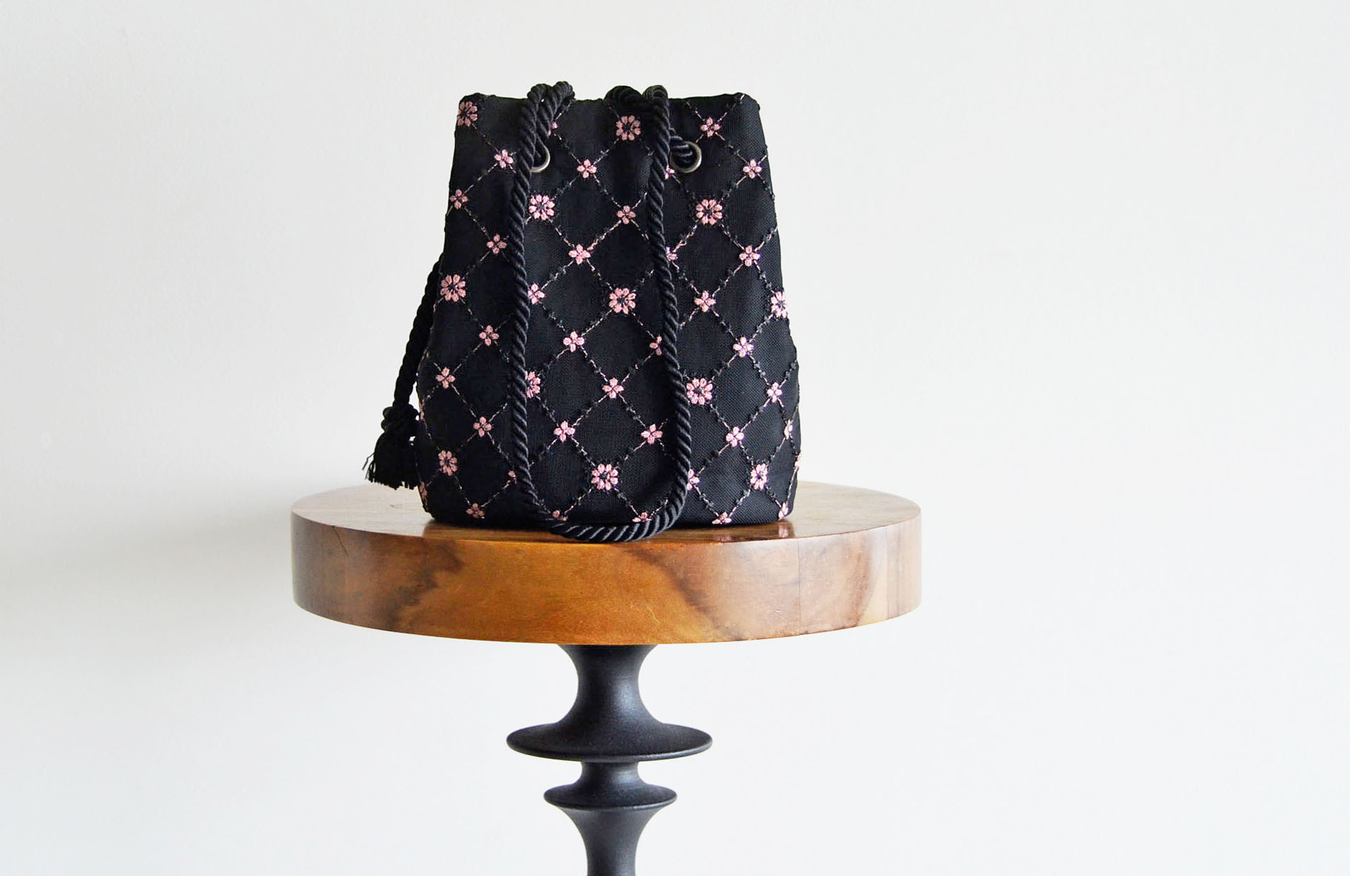 数量限定! プチフラワーチュールレース　2way ポシェットマリンバッグ　オーキッドピンク×ブラック　ミニショルダー