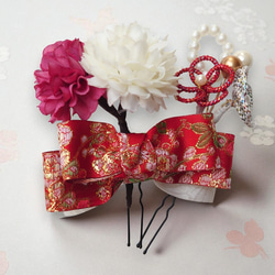 七五三 髪飾り3点セット＊赤白×金の華やかリボンとお花 2枚目の画像