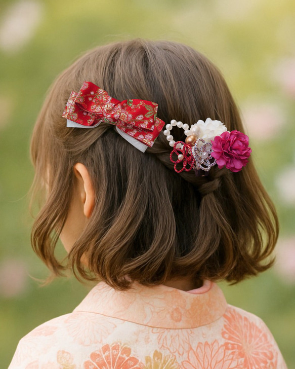 七五三 髪飾り3点セット＊赤白×金の華やかリボンとお花 8枚目の画像