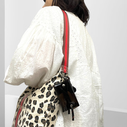 PVCケース×レザーハート×パラコードチャーム / クリア・ホワイト・ダークブラウン 6枚目の画像