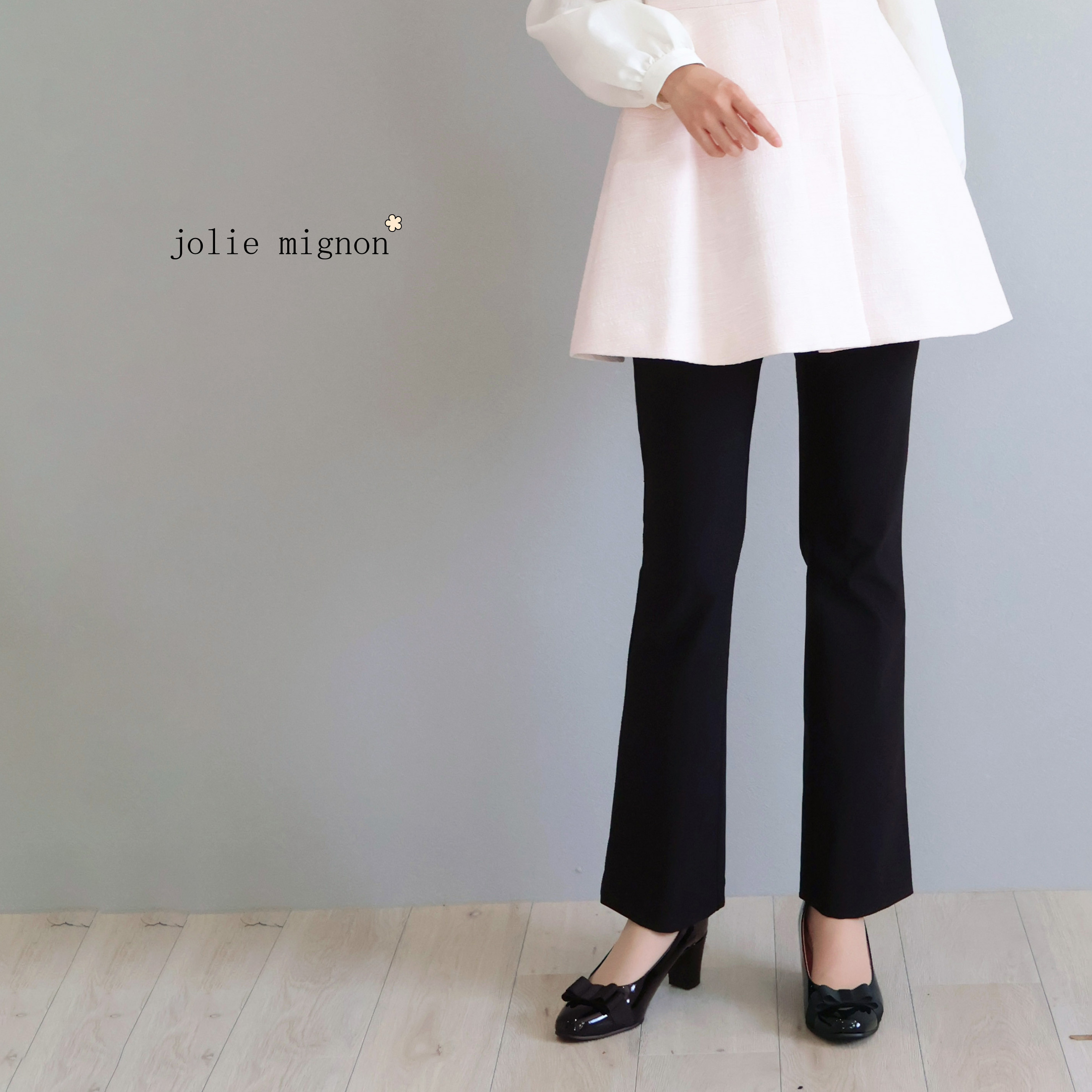 【ウエストゴムで履き心地抜群◎】ストレッチ素材 美脚レギンスパンツ【ブラック】