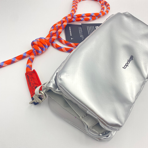 topologie トポロジー ショルダーバッグ ボトルサコッシュ シルバー