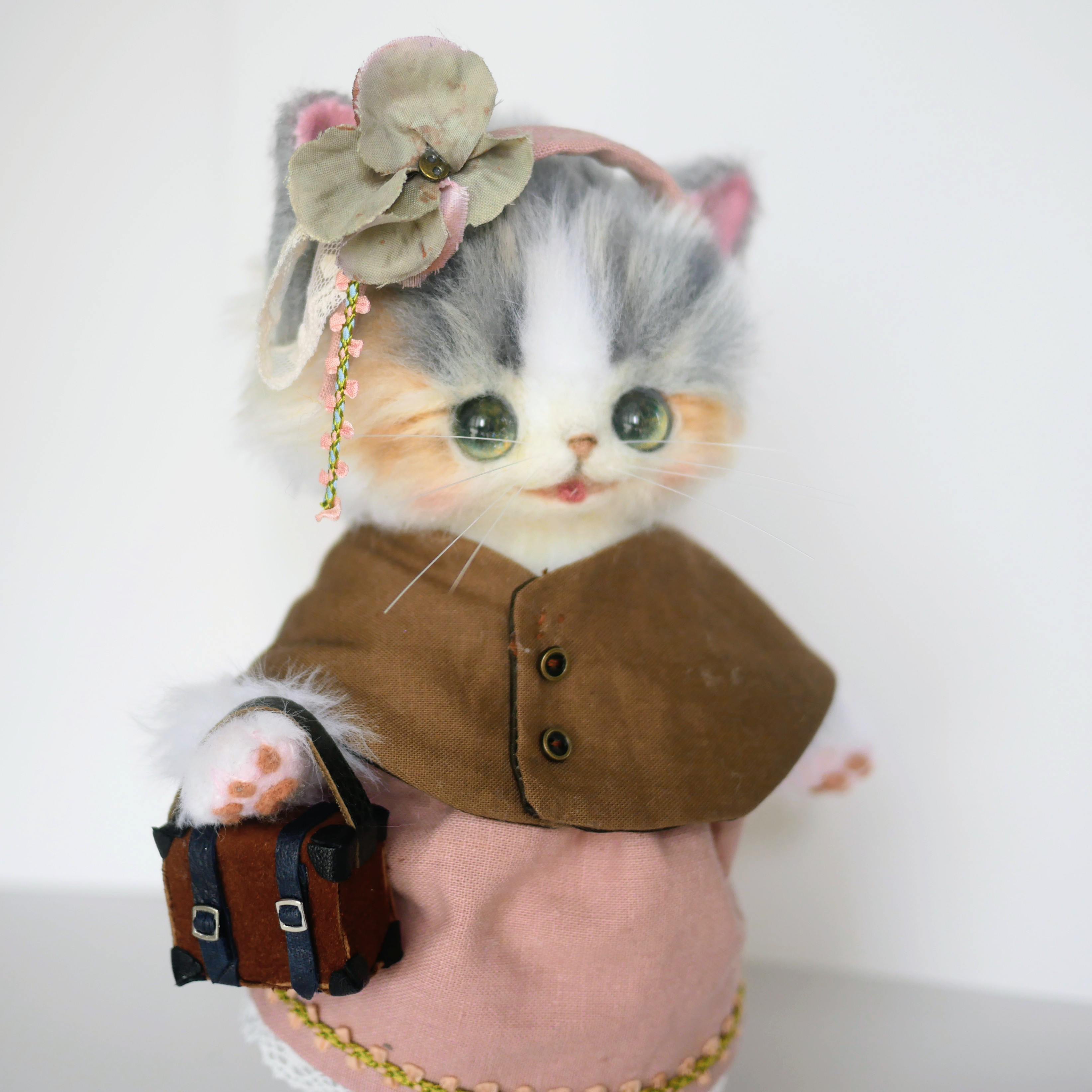 アートドール ぬいぐるみ 妖怪 ネコ 猫叉 三毛猫 ハンドメイド 国内作家 和風 ネコ 三毛猫 アートドール 妖怪 ぬいぐるみ 国内作家 和風 猫叉 ハンドメイド