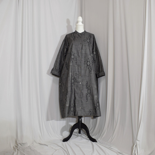 大島紬の着物から仕立てたロングシャツ,紬ロングシャツワンピース