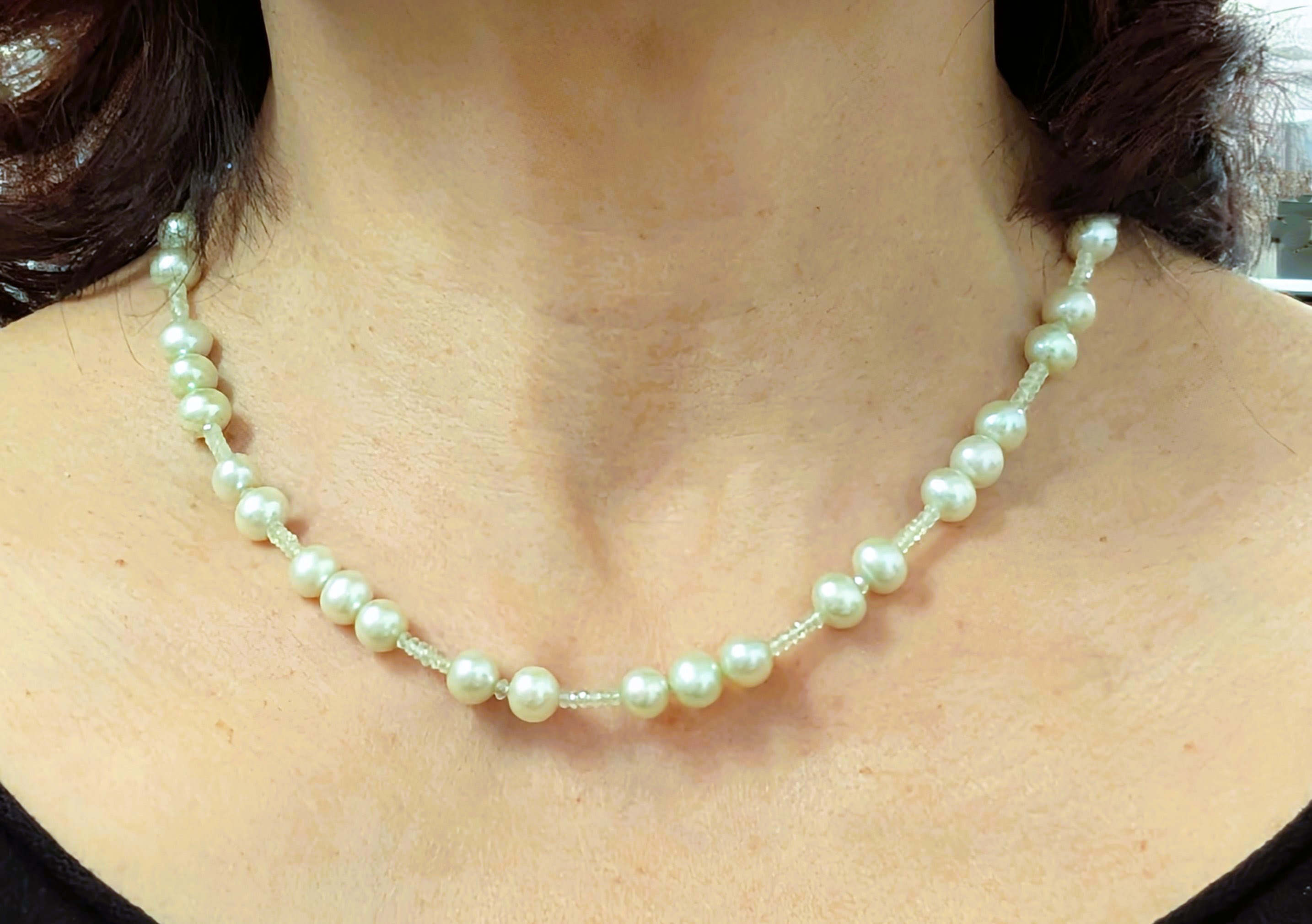 プレナイトと プレナイトグリーンのパール のネックレス