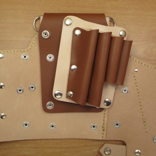 【トリマー向き】 ８丁差し　本革シザーケース　キャメル　TSC-13/CCB トリマー向き】 本革 8丁差し シザーケース (キャメル