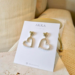 Heart Pearl Bijou Earring  ハートのパール&ビジュー樹脂イヤリング　金属アレルギー対応 5枚目の画像