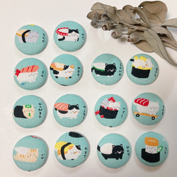 大人のくるみぼたんminiブローチORヘアゴム　猫　ネコ　ねこ　寿司　ねこのおすし 2枚目の画像